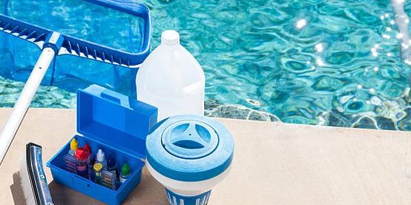 Top Benefits of Regular Pool Cleaning Services