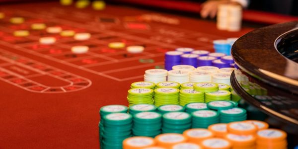 How do online gambling sites handle payments and financial transactions securely?
